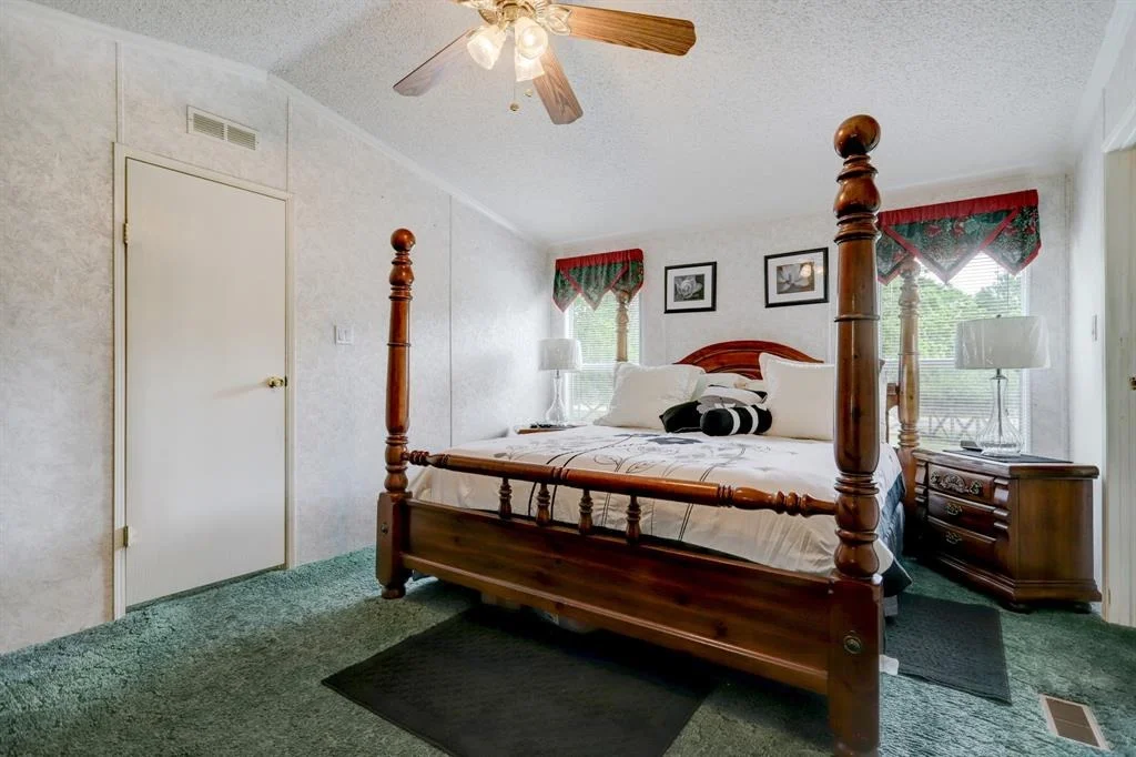 Photo of 8820 Amanda Lane