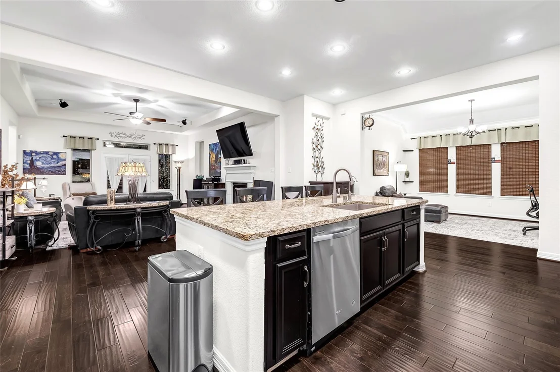 Photo of 9619 Hideaway Green Drive