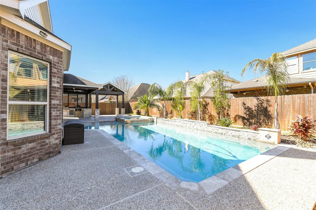 Photo of 285 W Fork Drive