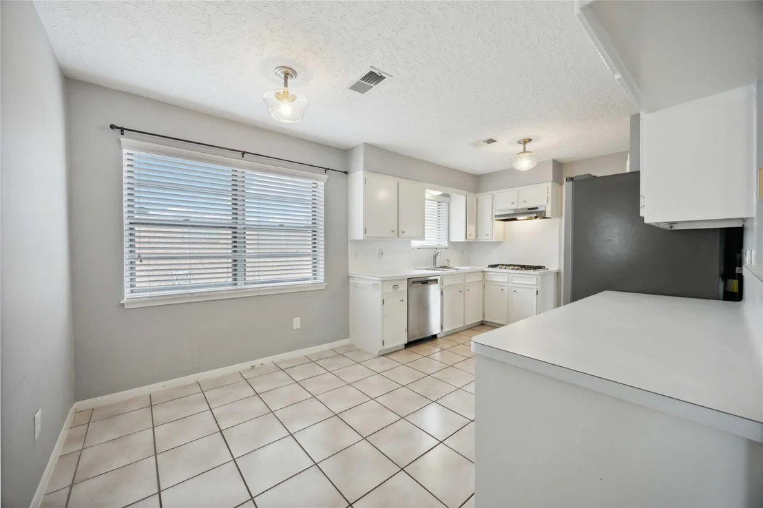 Photo of 4723 Lost Oak Drive