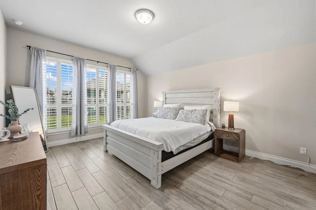 Photo of 12111 Woodnote Lane