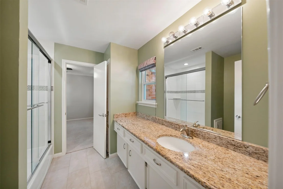 Photo of 14907 Kimberley Lane