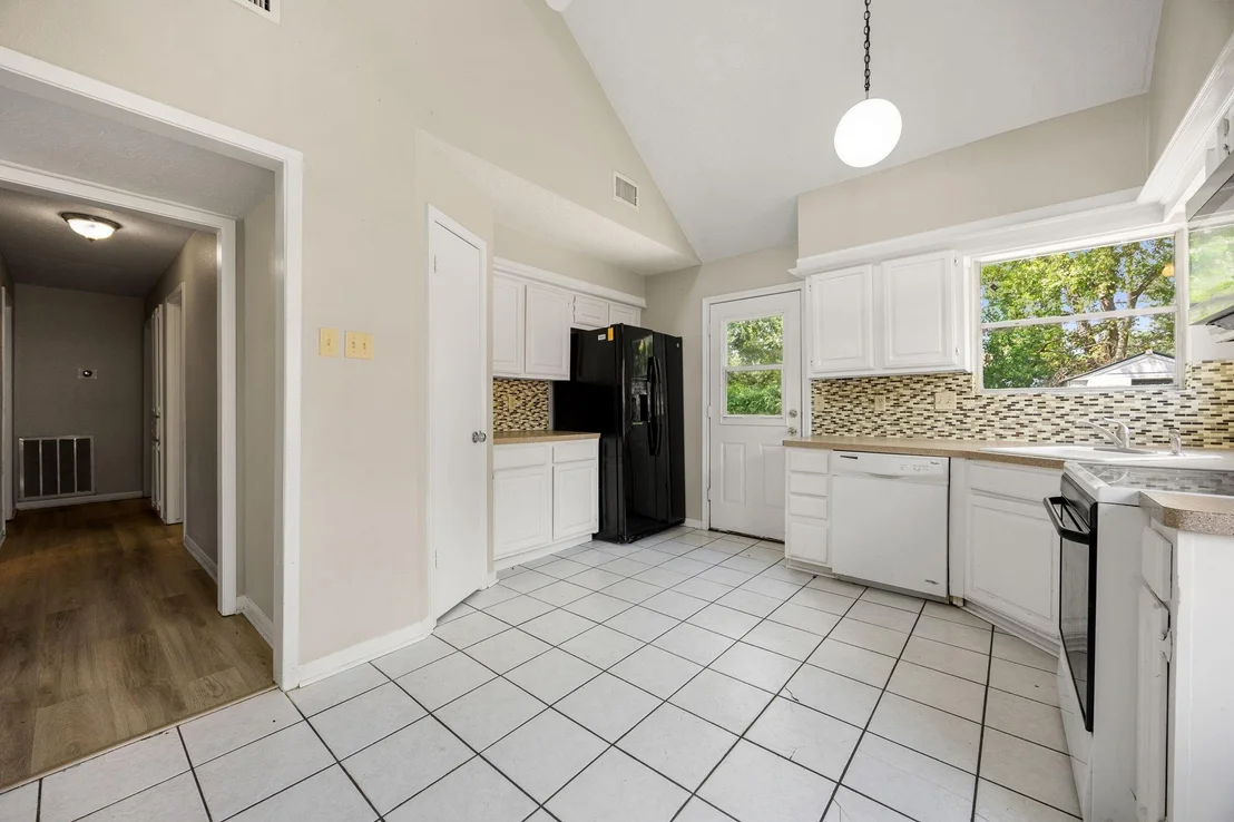 Photo of 23819 Creek Ridge Drive