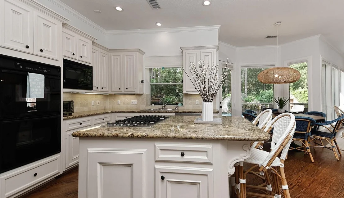 Photo of 6 Orchard Pines Place