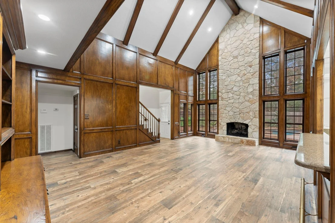 Photo of 6 Thornhedge Court