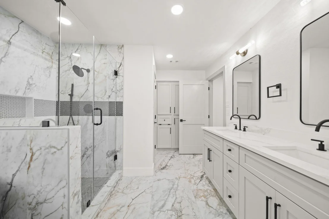 Photo of 6102 Knollview Drive