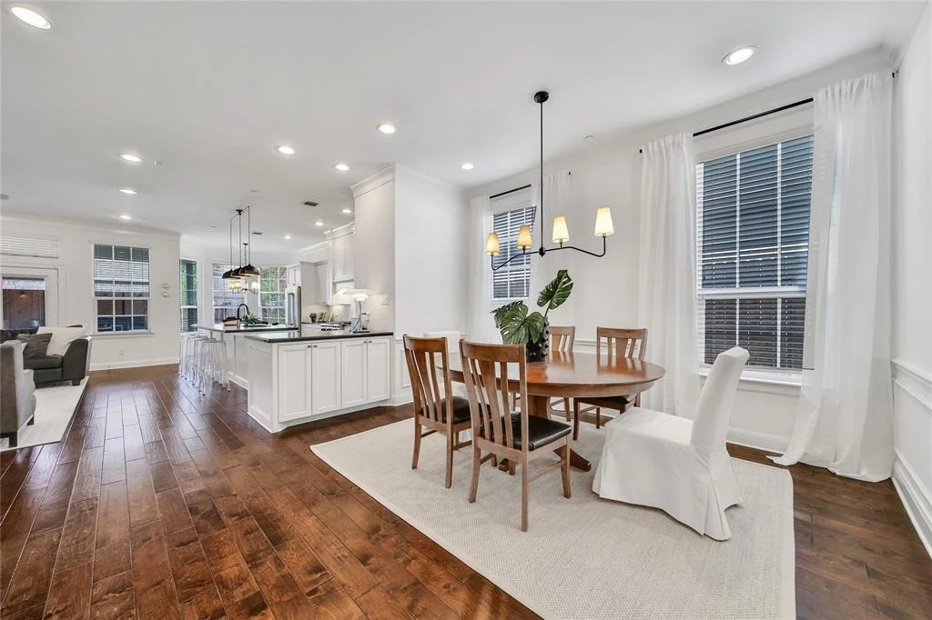 Photo of 8322 Merlin Drive