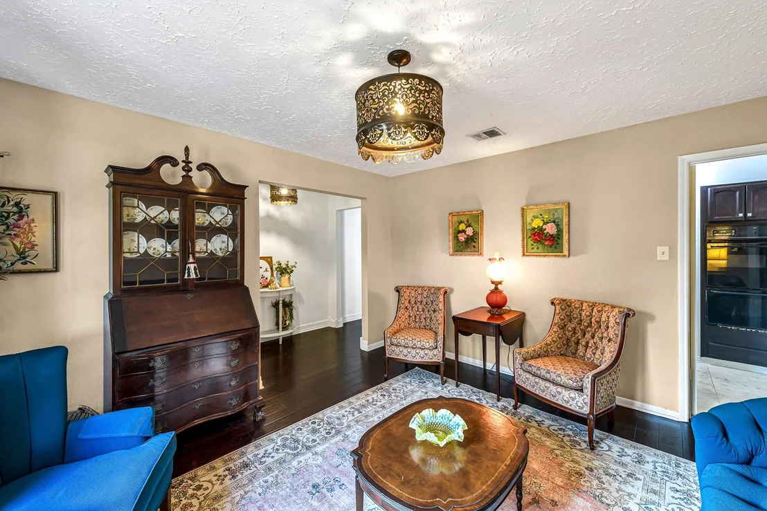 Photo of 214 Buckeye Drive