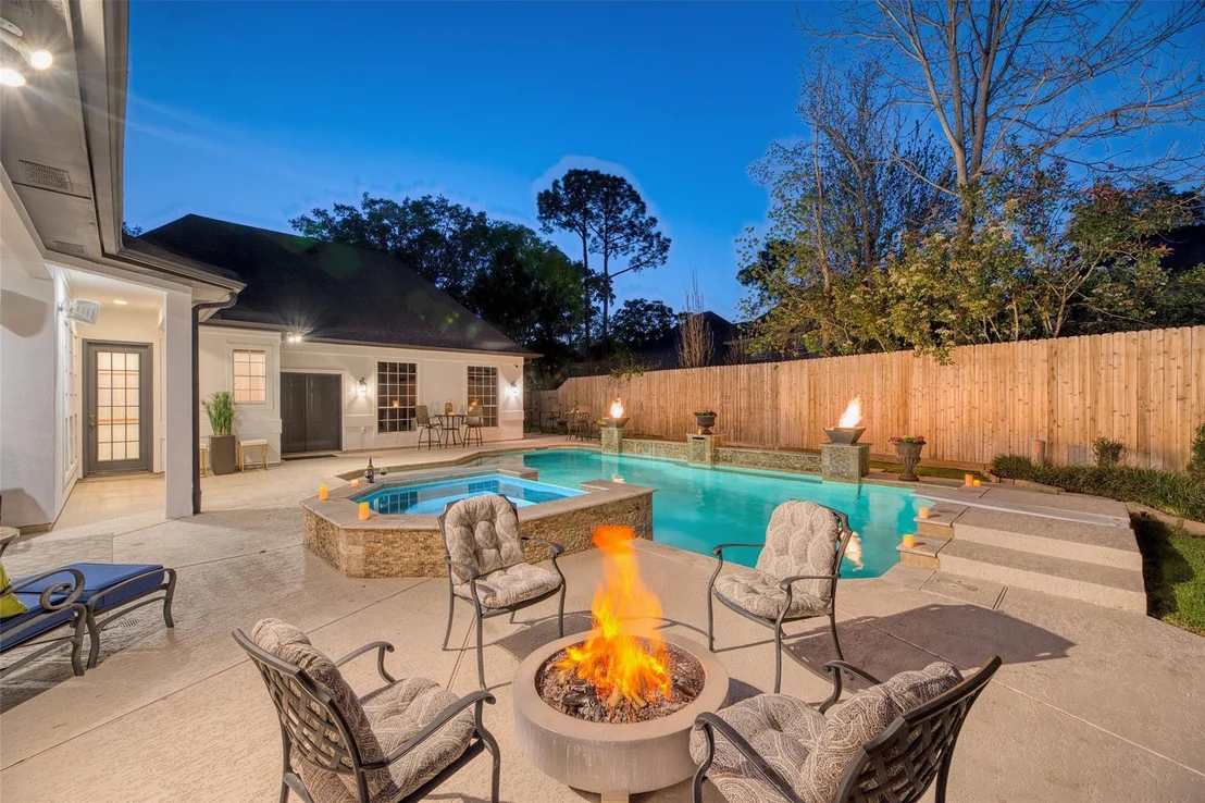 Photo of 19506 Chestnut Place