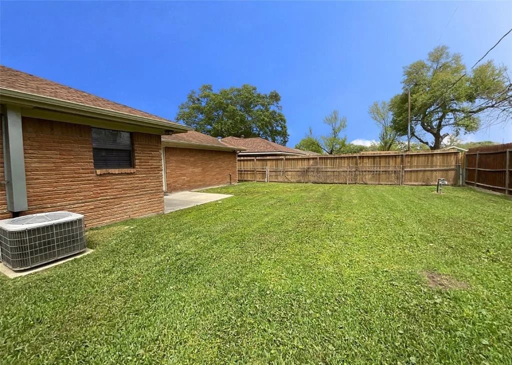 Photo of 225 Robin Street