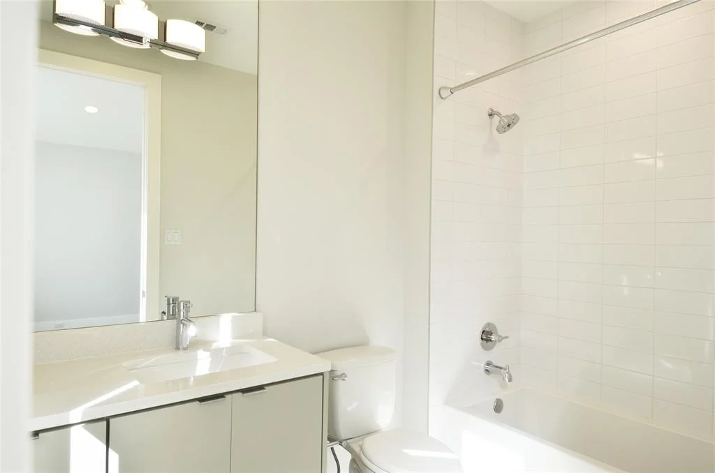 Photo of 2628 Greenbriar Drive