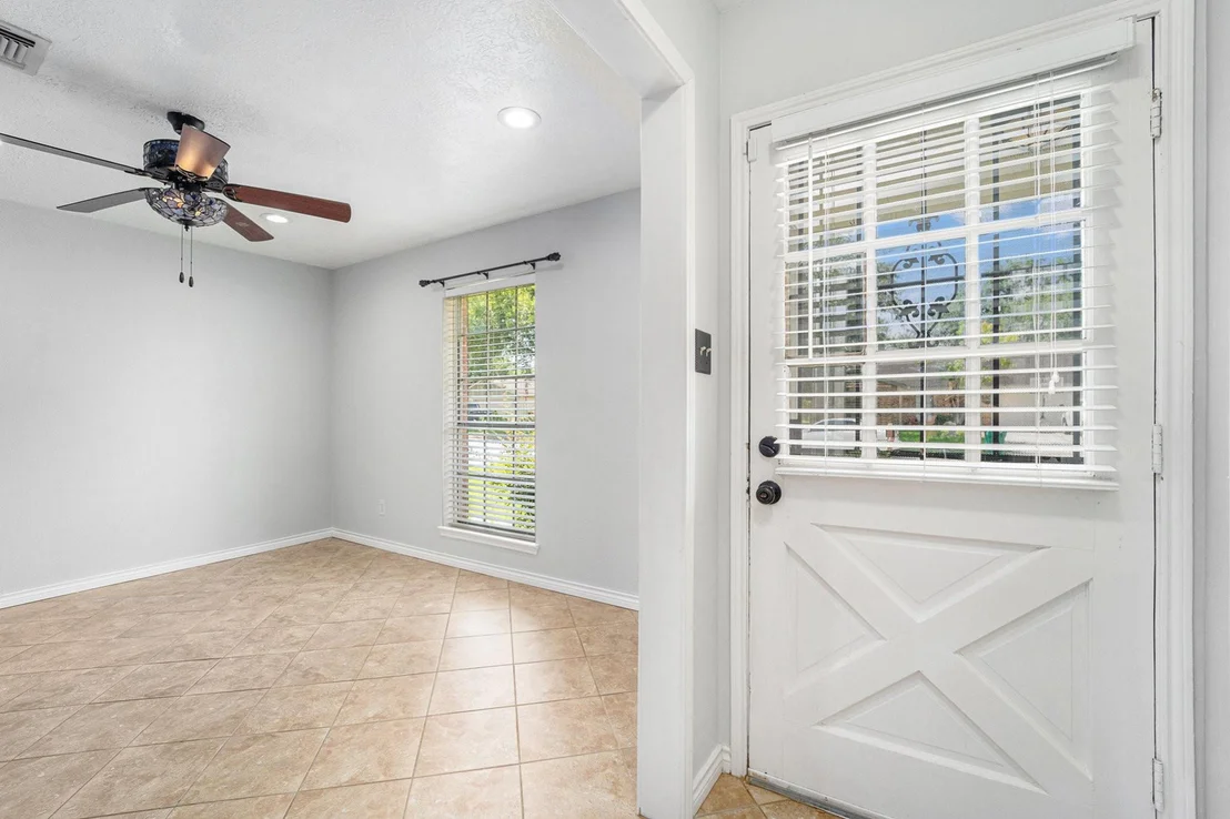 Photo of 1215 Kenwick Place