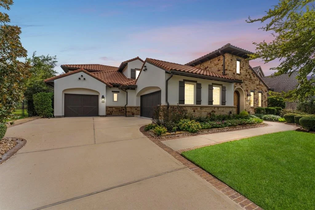 Photo of 18 Hollyflower Place