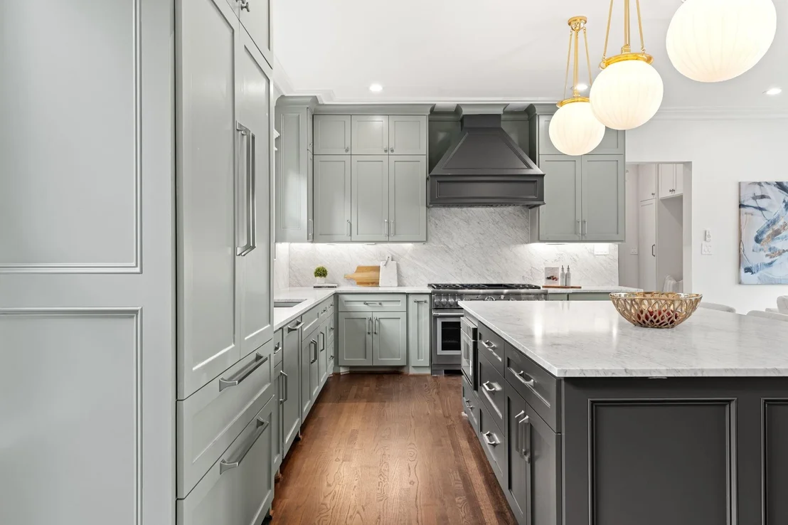 Photo of 2019 Chantilly Lane