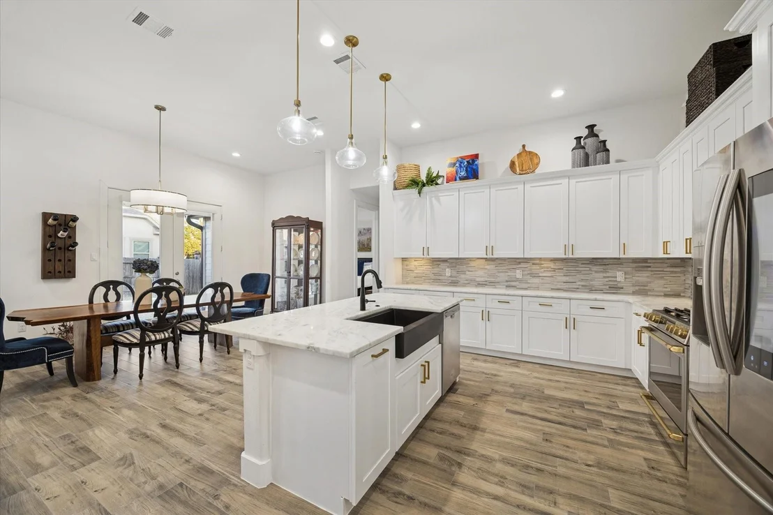 Photo of 203 Hampton Glen Road