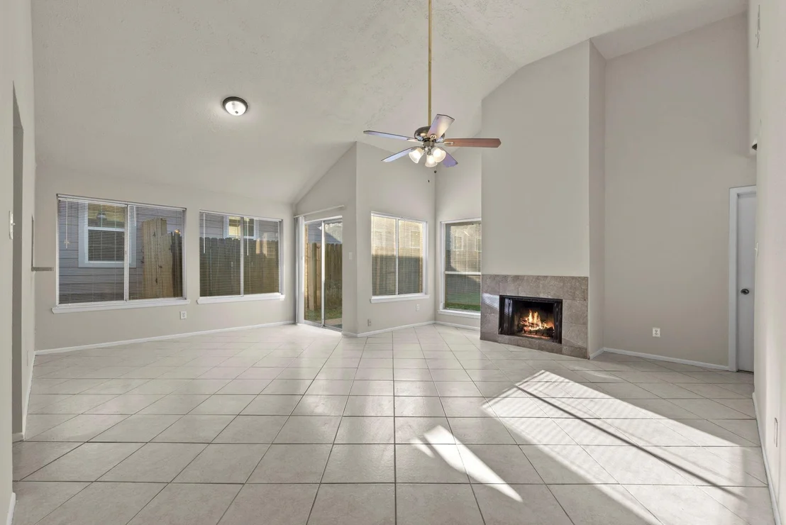 Photo of 4211 Hirschfield Road
