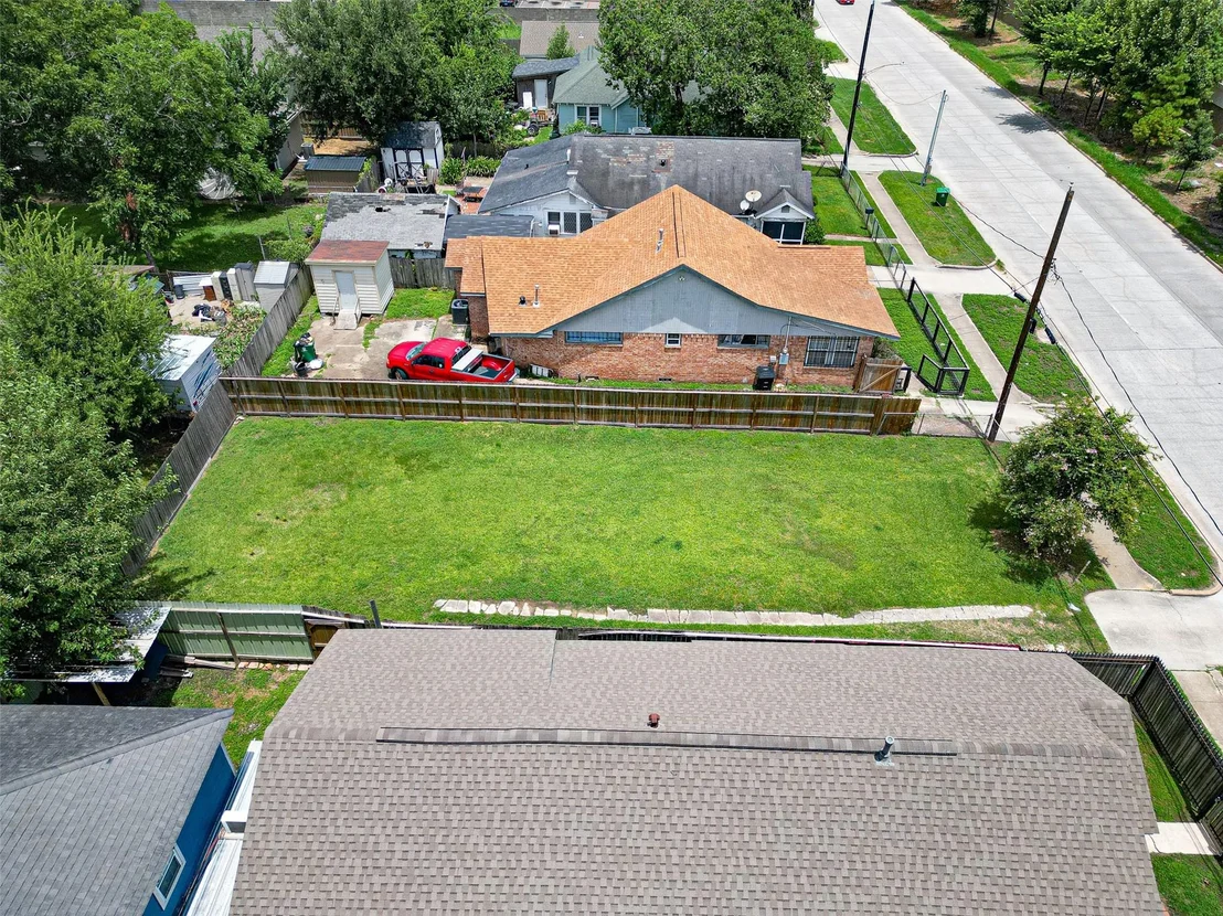 Photo of 3207 Eastex Freeway