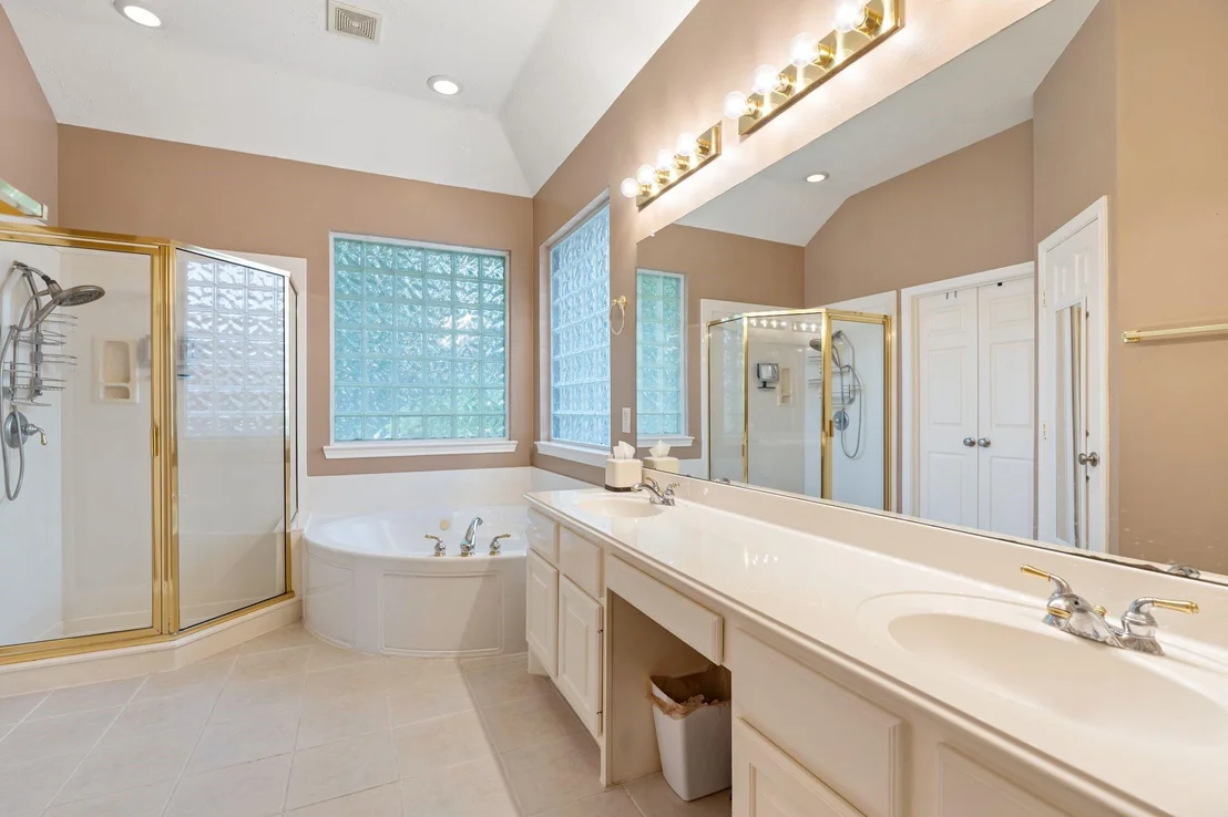 Photo of 8419 Laurel Trace