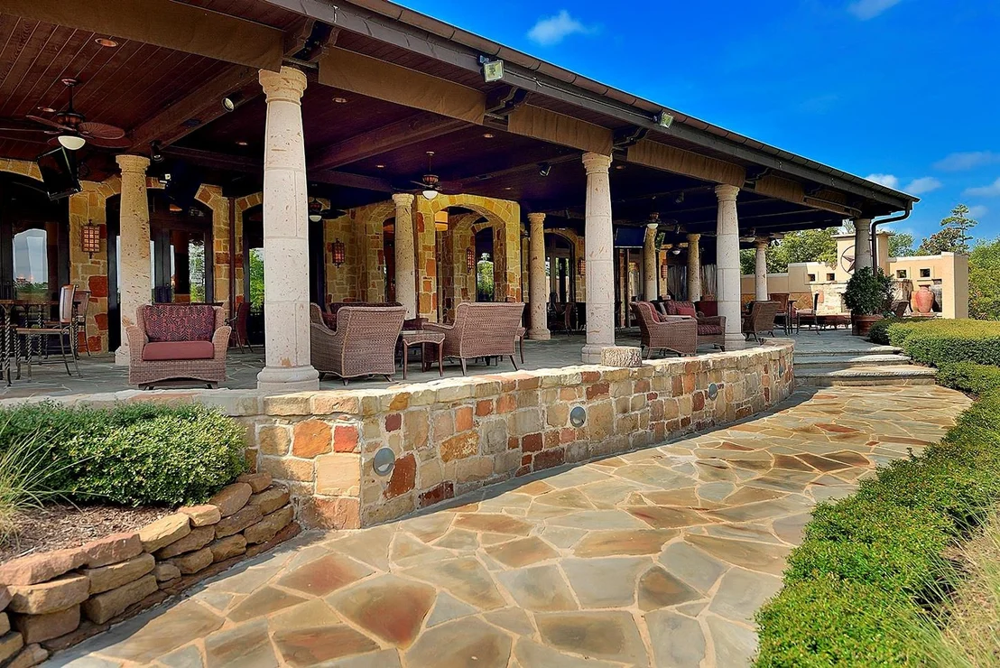 Photo of 18 N Badger Lodge Circle