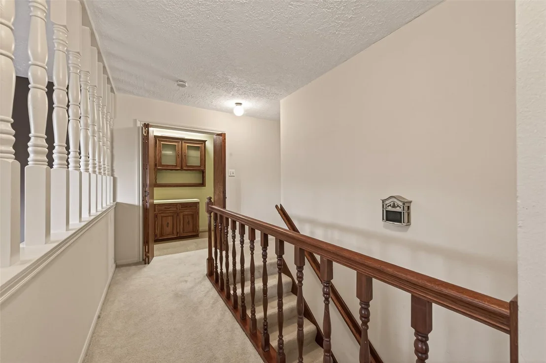 Photo of 6210 Claridge Drive