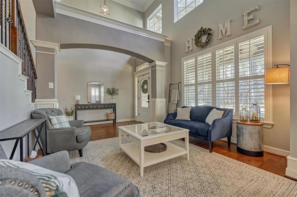 Photo of 86 S Clovergate Circle