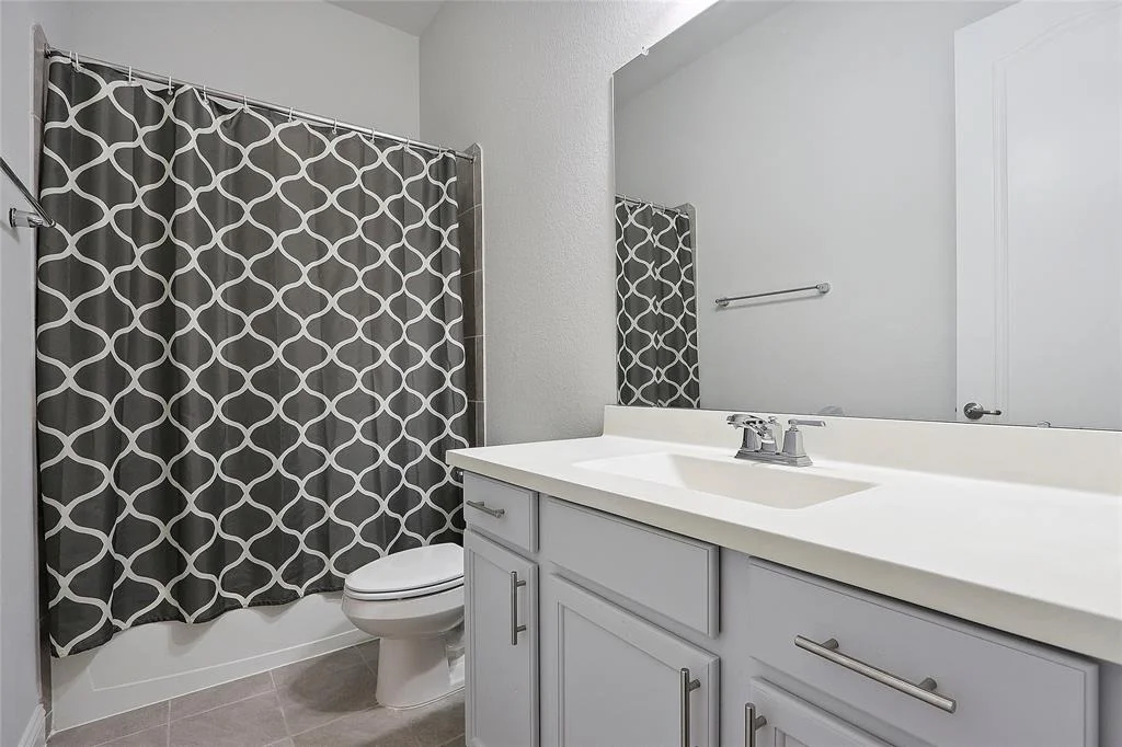 Photo of 6422 Tiburon Lakes Drive