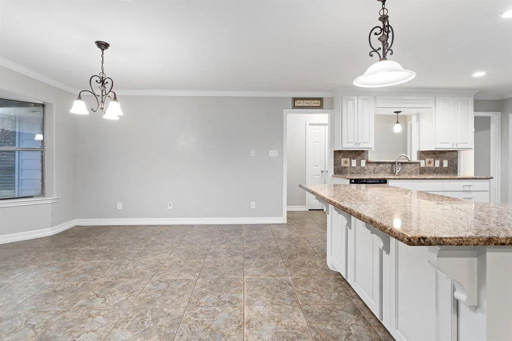 Photo of 608 Meadow Lane