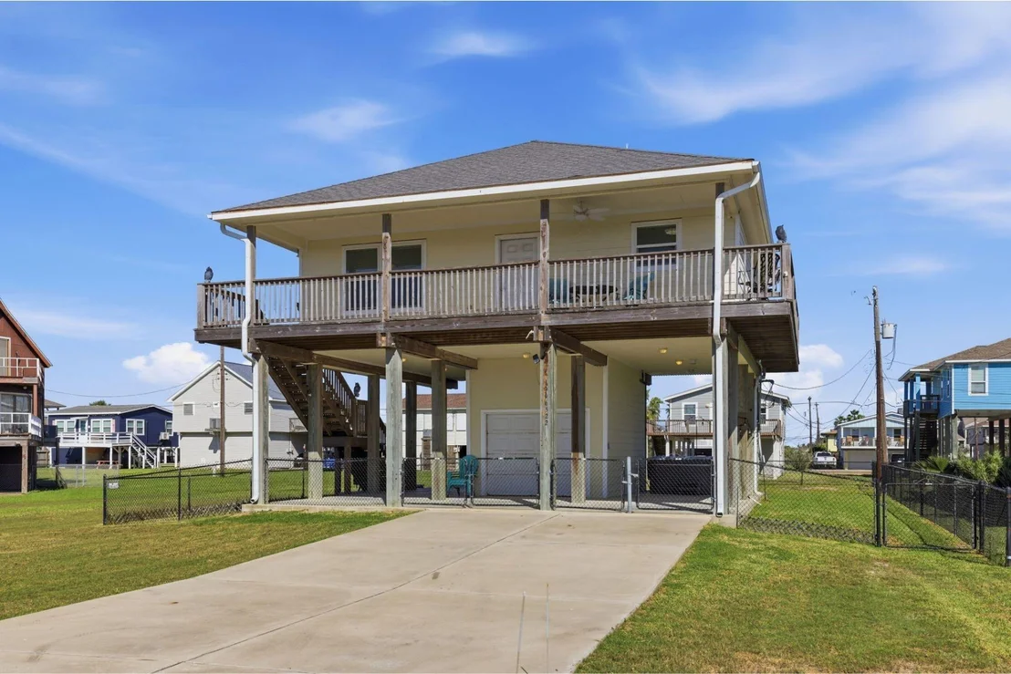 Photo of 16522 John Silver Road