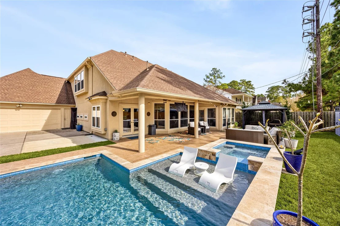 Photo of 17621 Shadow Valley Drive