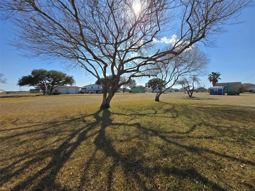 Photo of 937 Bayview Drive