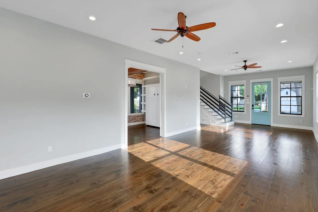 Photo of 914 Robbie Street