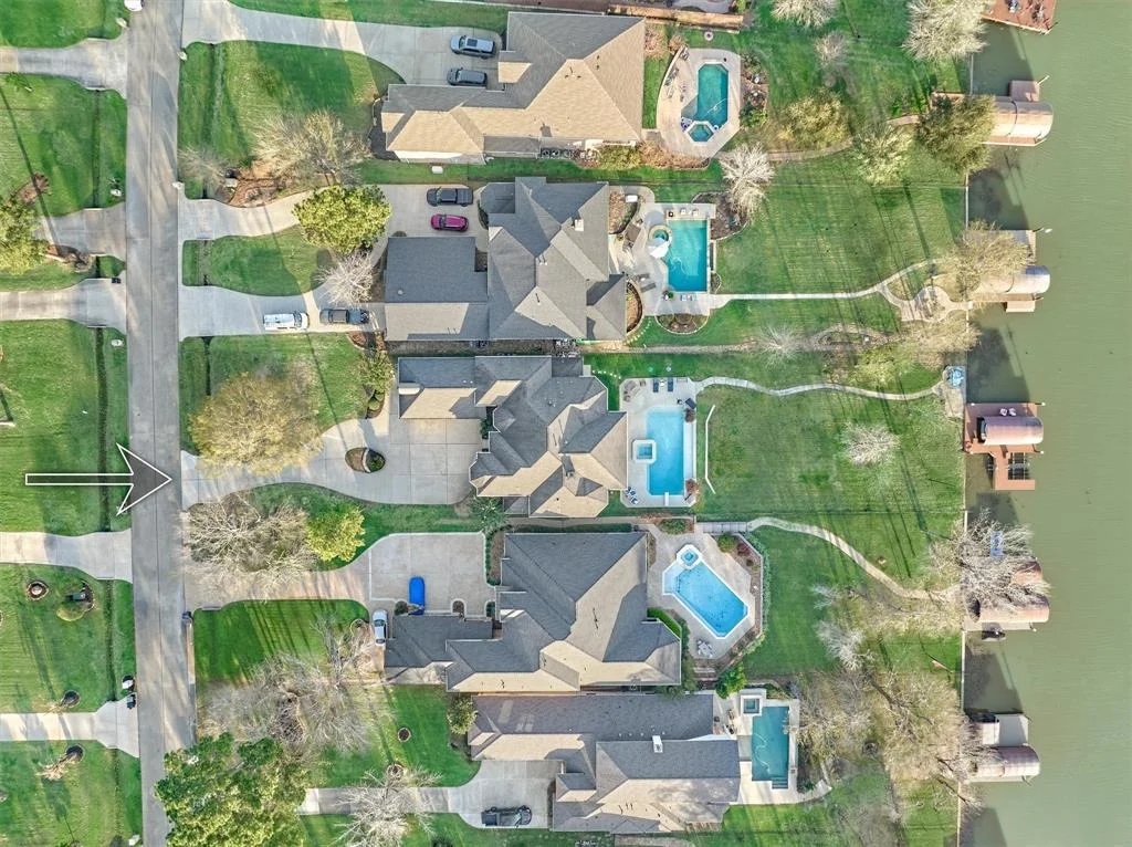 Photo of 11420 Grand Pine Drive