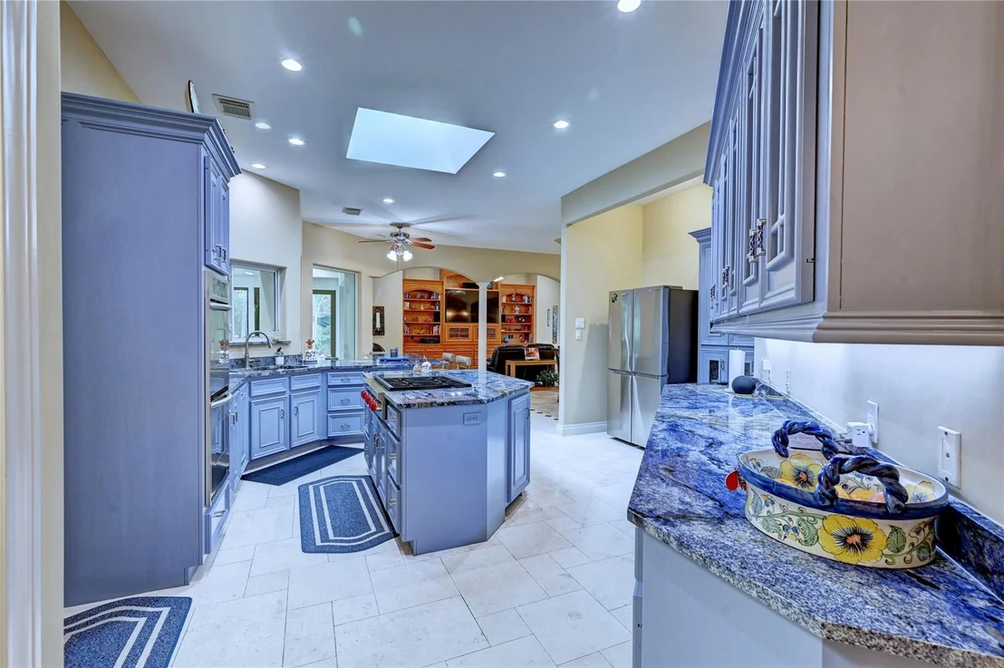 Photo of 9526 Deer Path Lane
