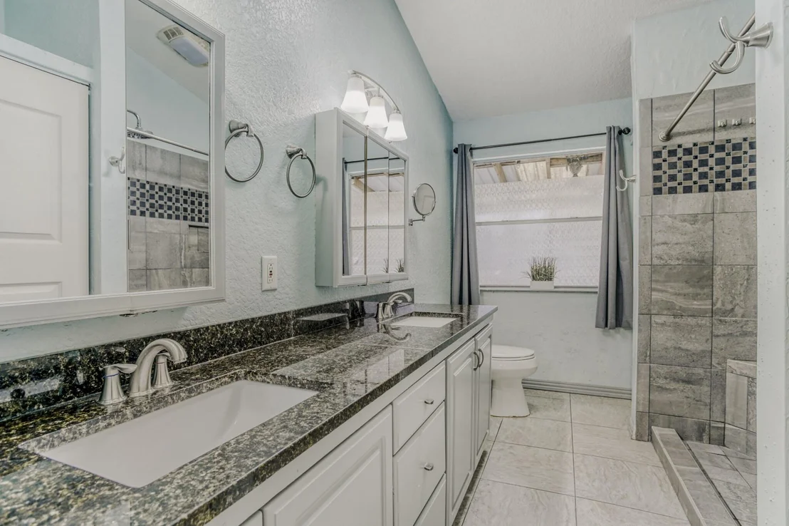 Photo of 414 County Road 4011