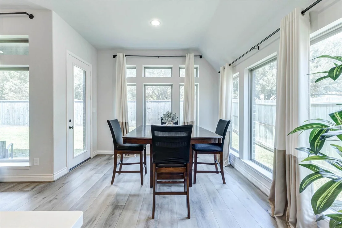 Photo of 1618 Hackberry Heights Drive