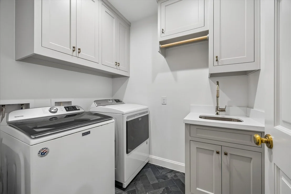 Photo of 2439 Stanmore Drive