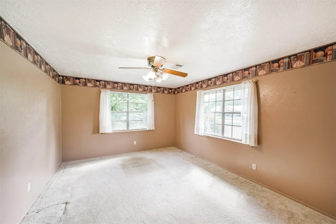Photo of 12718 Oakfield Drive