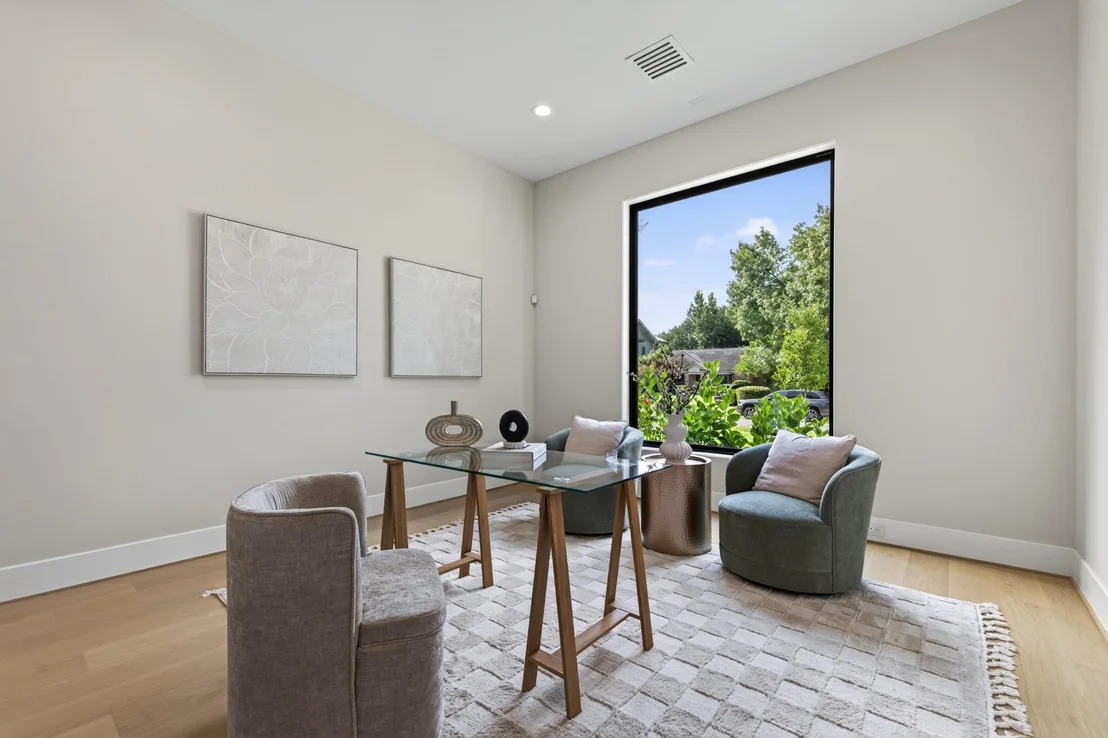 Photo of 1014 Gardenia Drive