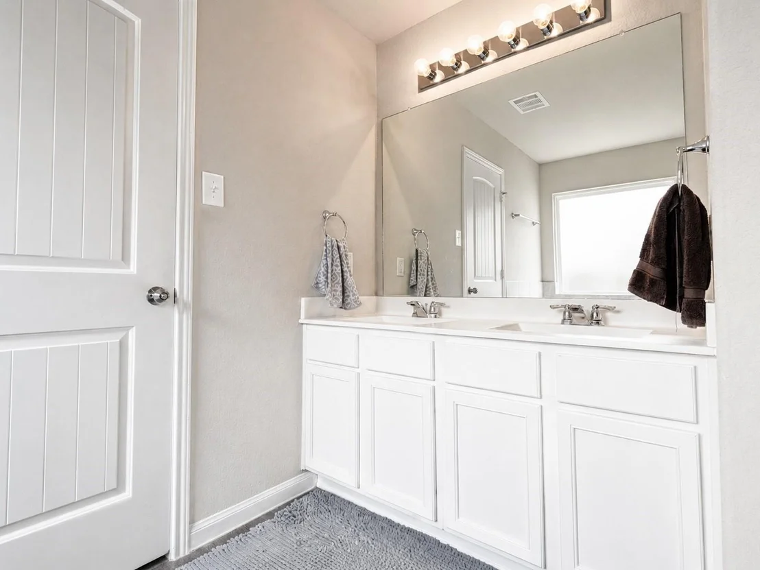 Photo of 2228 Raider Drive