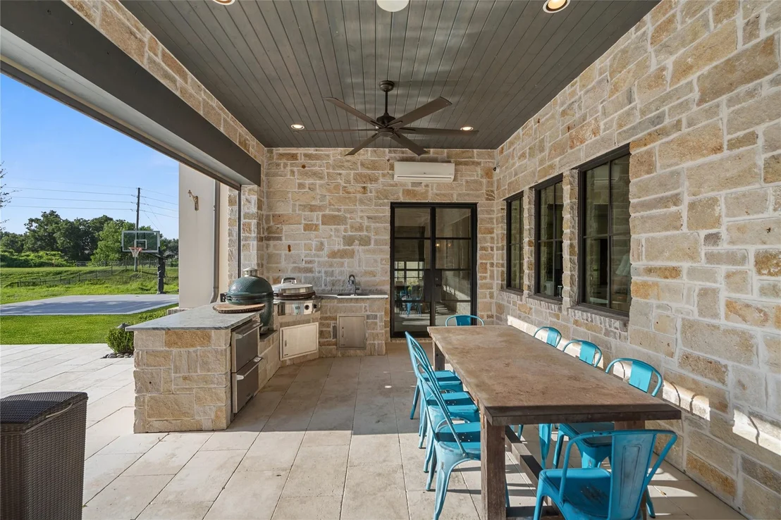 Photo of 6 Enclave Manor Drive