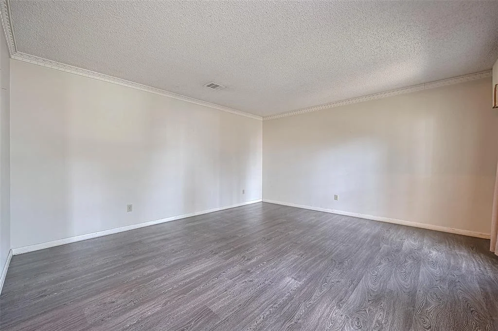 Photo of 5318 Foresthaven Drive