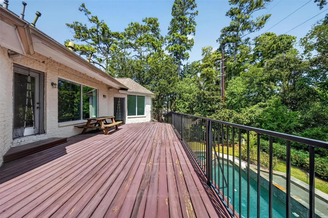 Photo of 15318 Beecham Drive
