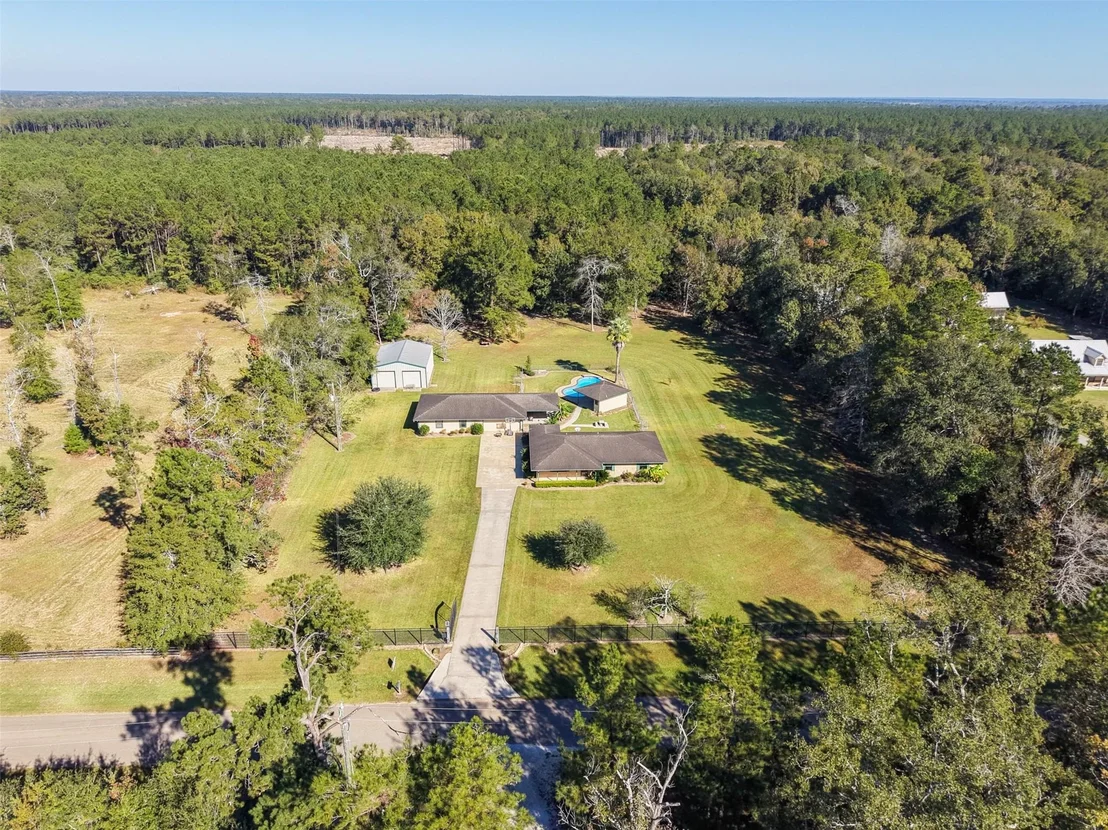 Photo of 1085 County Road 2222