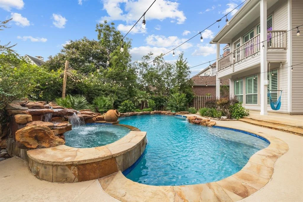 Photo of 1218 Bluebonnet Drive