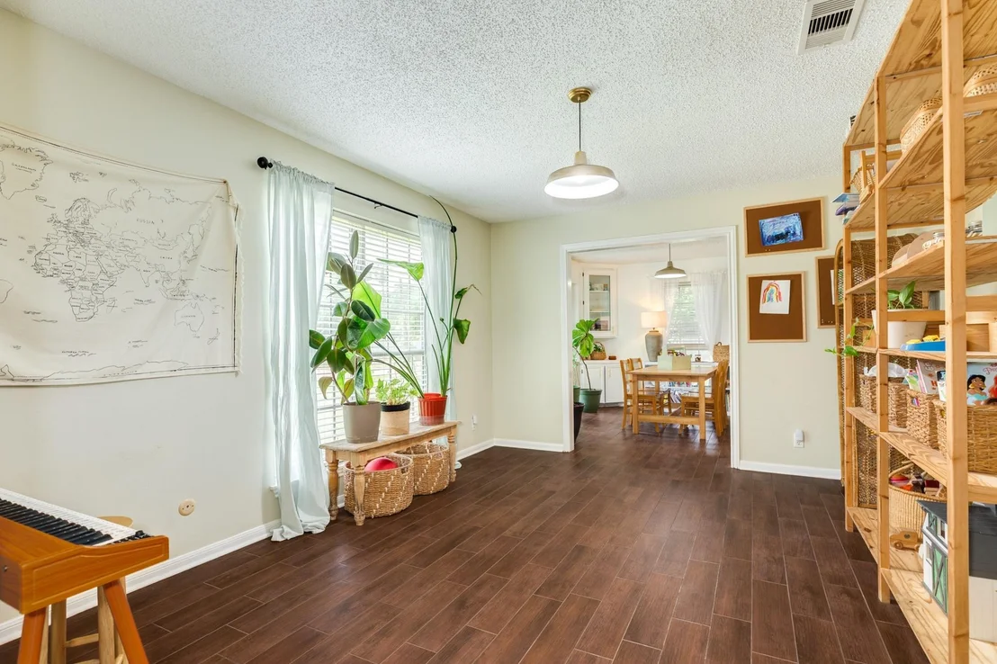 Photo of 136 Tamarisk Trail