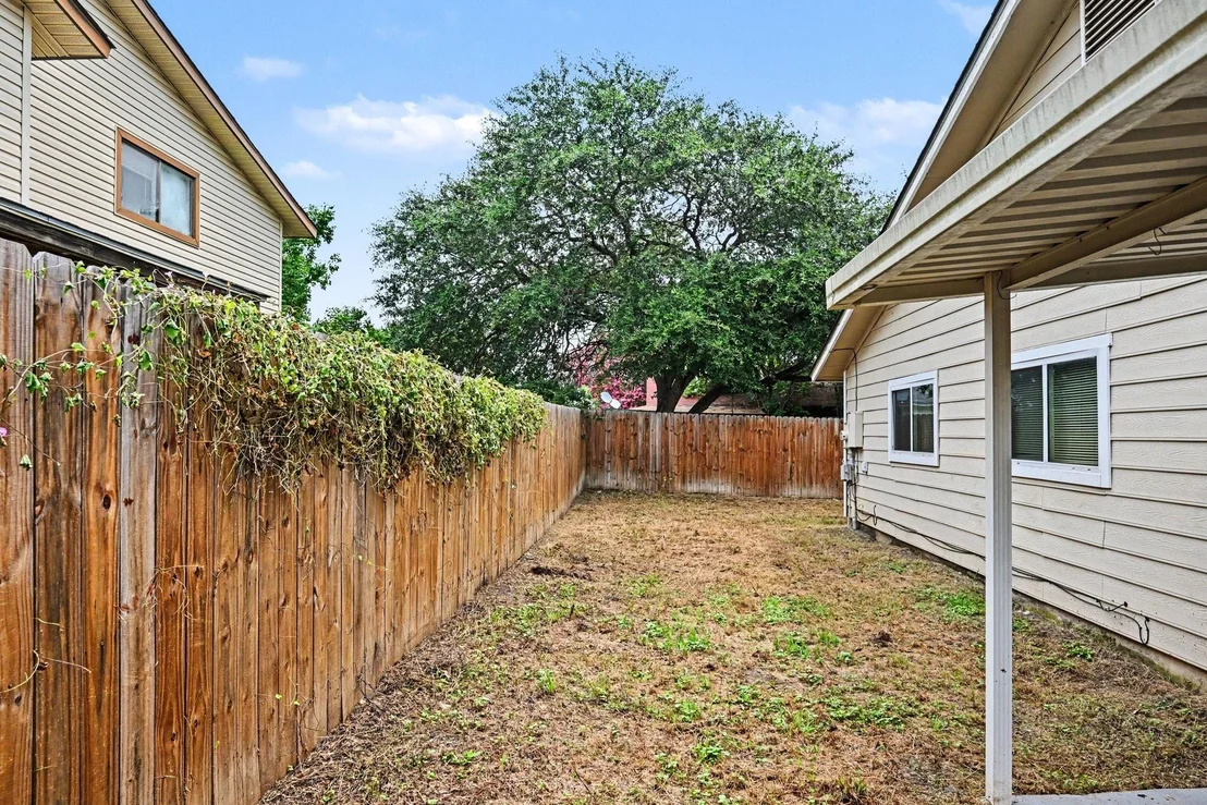 Photo of 8406 Forest Ridge Drive