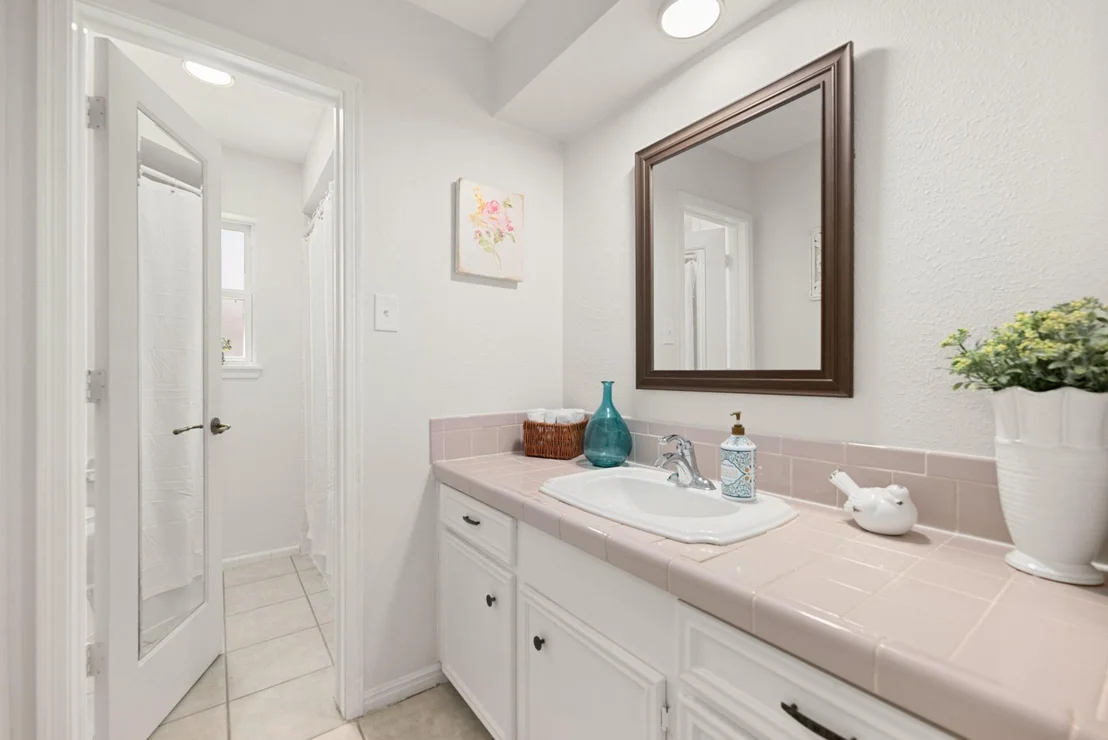 Photo of 17407 Loring Lane