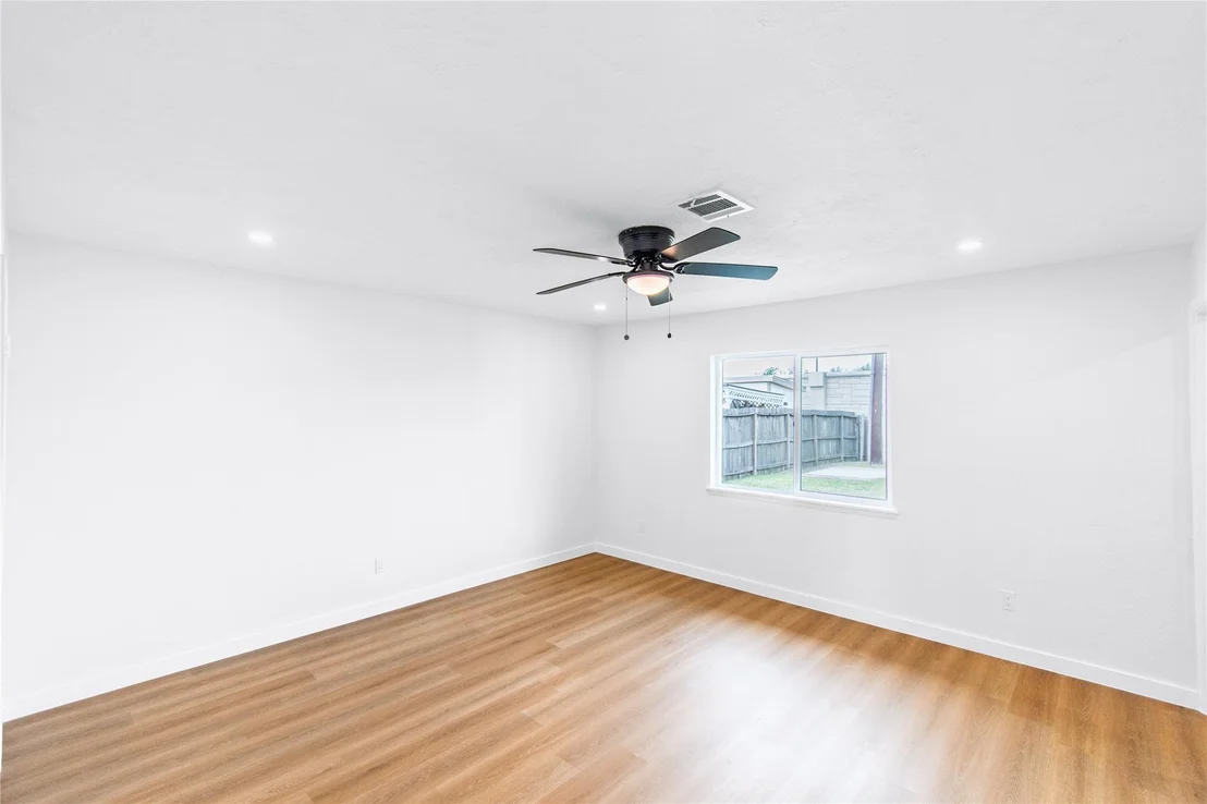 Photo of 318 Willoughby Drive