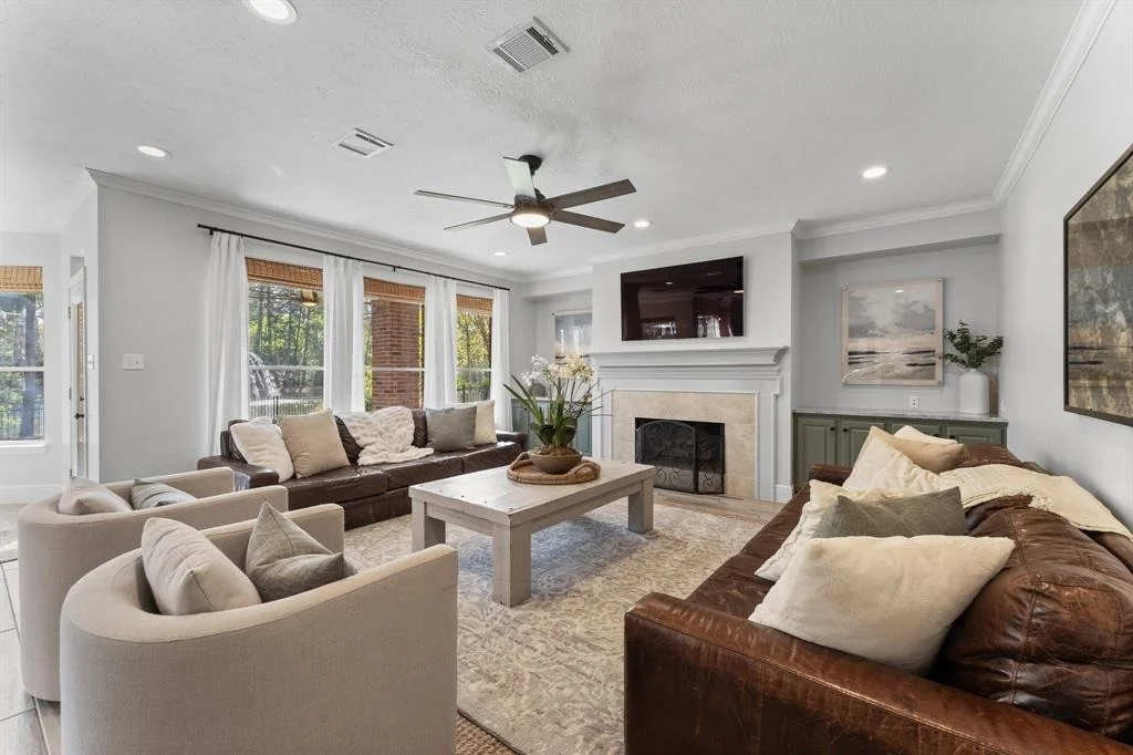 Photo of 211 N Floral Leaf Circle