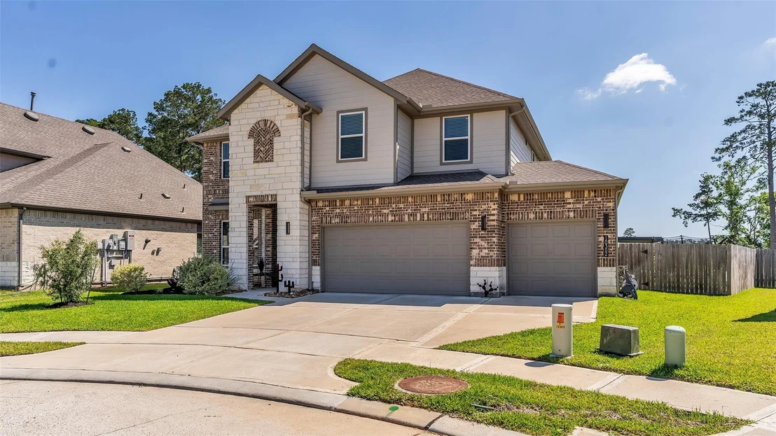 Photo of 10302 Horseshoe Lake Trail